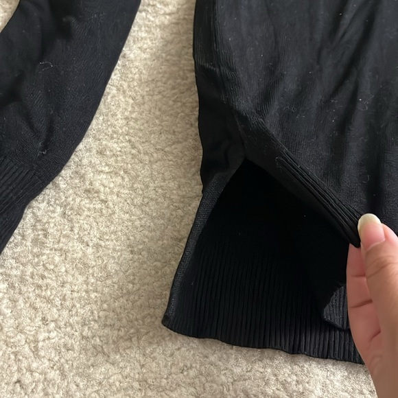 H&M basic knit - Picture 3 of 3